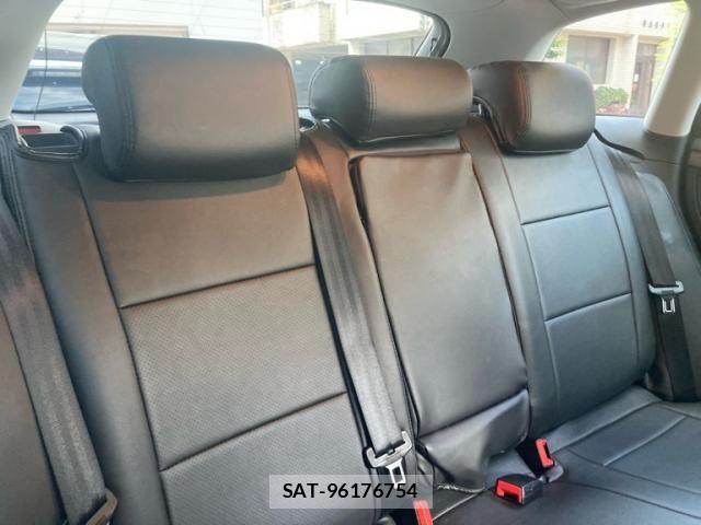 Audi A3 2011-02 8364802-12