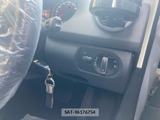 Audi A3 2011-02 8364802-15