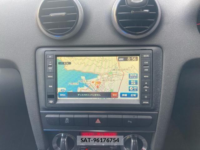 Audi A3 2011-02 8364802-22