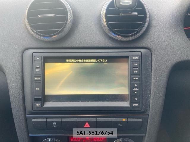 Audi A3 2011-02 8364802-23
