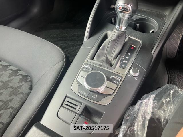 Audi A3 2014-01 8371445-21