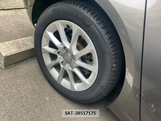 Audi A3 2014-01 8371445-3