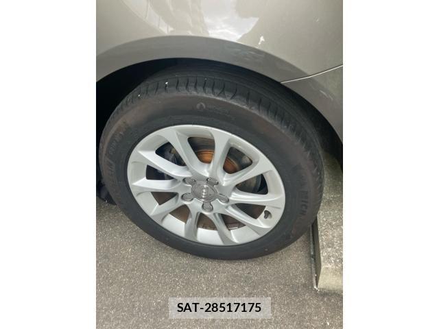 Audi A3 2014-01 8371445-5