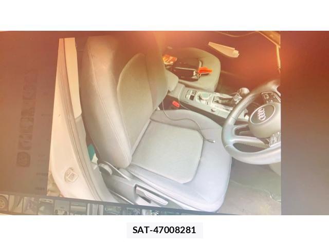 Audi A3 2019-10 8411247-11