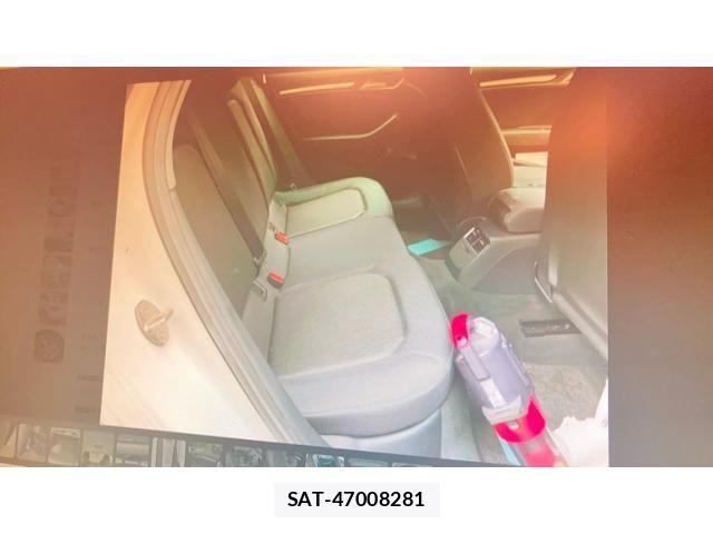 Audi A3 2019-10 8411247-12