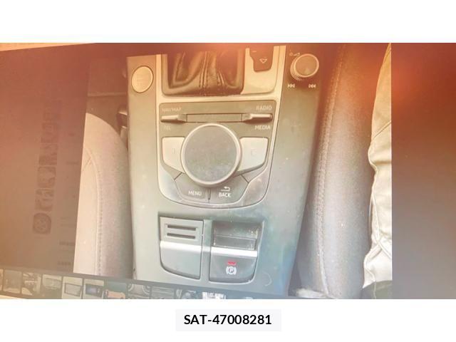 Audi A3 2019-10 8411247-23