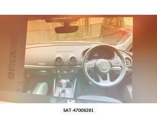 Audi A3 2019-10 8411247-2