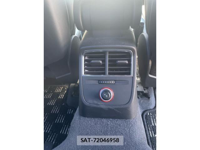 Audi A3 2016-06 8411249-15