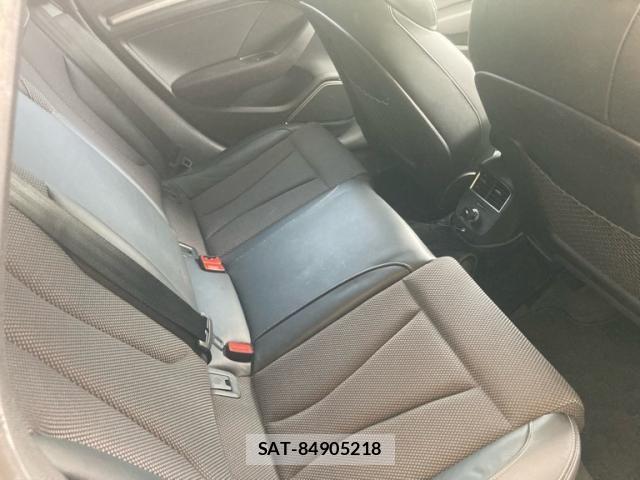 Audi A3 2017-09 8411250-10