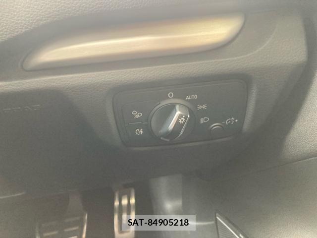 Audi A3 2017-09 8411250-13