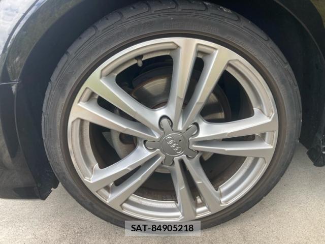 Audi A3 2017-09 8411250-8