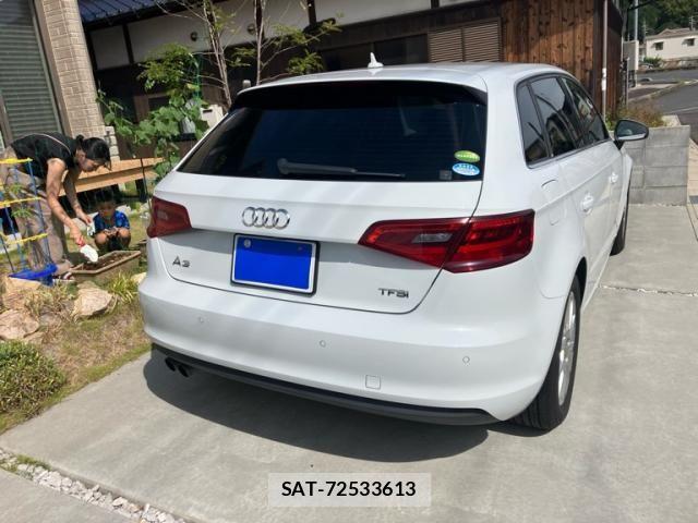 Audi A3 2015-09 8411263-2
