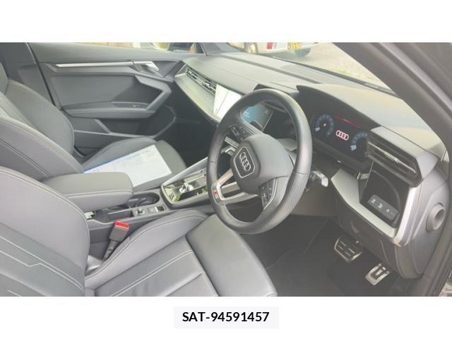 Audi A3 2023-08 8437765-9