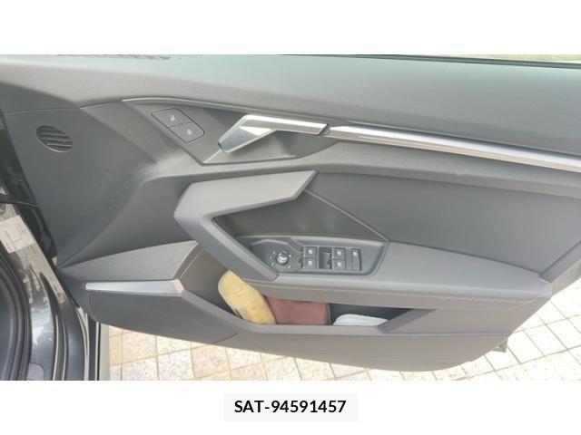 Audi A3 2023-08 8437765-11