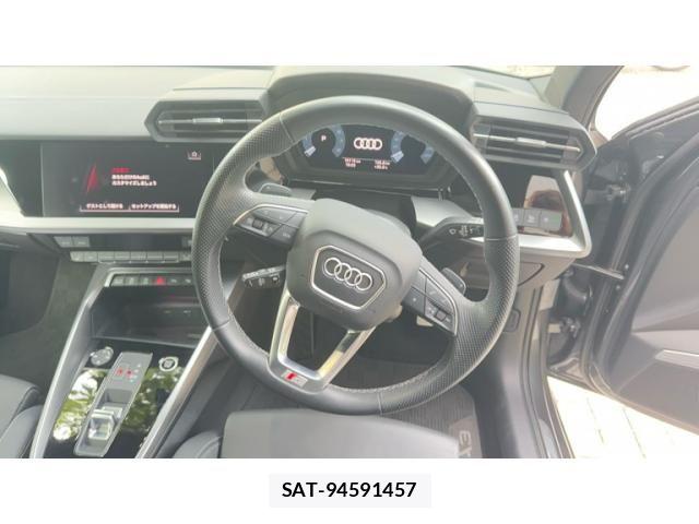 Audi A3 2023-08 8437765-13