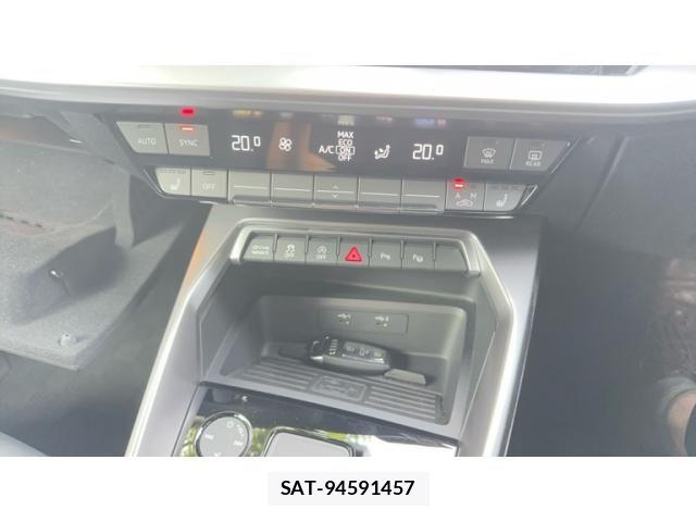 Audi A3 2023-08 8437765-18