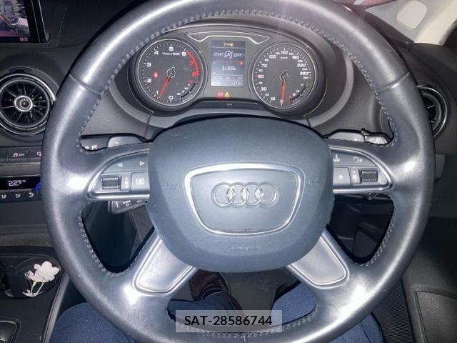 Audi A3 2013-12 8485037-11