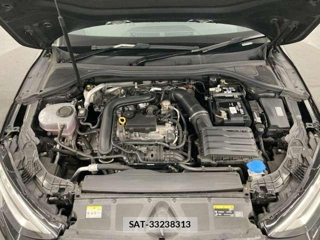 Audi A3 2021-06 8523600-23