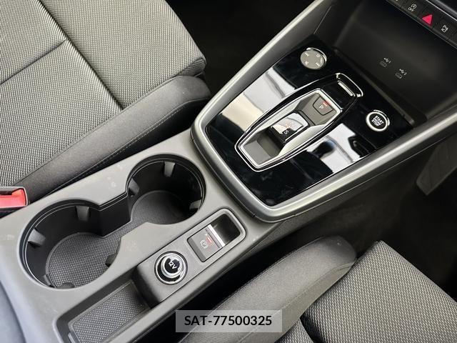 Audi A3 2026-01 8523593-12
