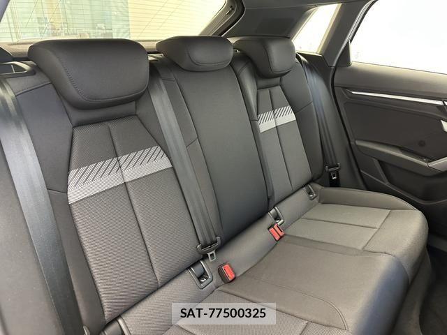 Audi A3 2026-01 8523593-4