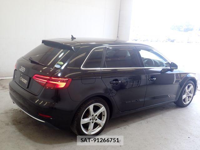 Audi A3 2021-01 8523594-7