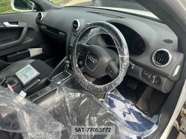 Audi A3 2010-03 8523601-13