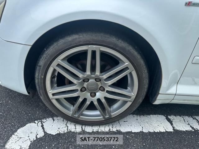 Audi A3 2010-03 8523601-7