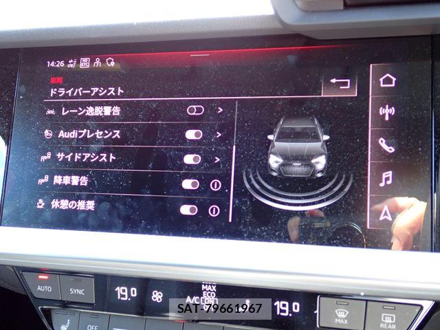 Audi A3 2022-04 8561182-16