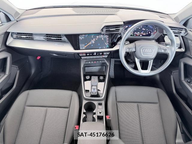 Audi A3 2023-06 8561183-10