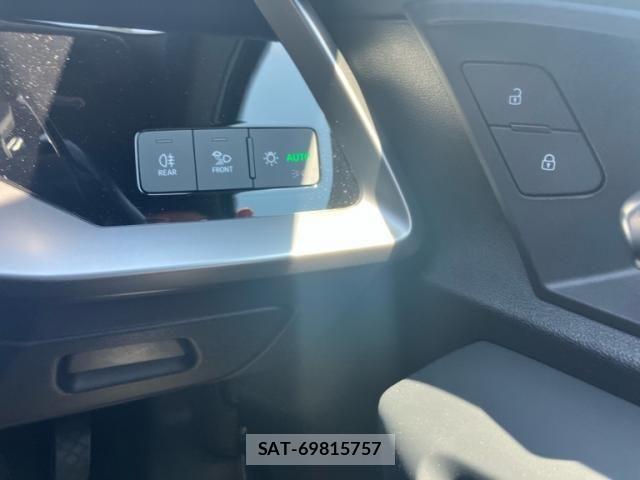 Audi A3 2022-03 8561185-17