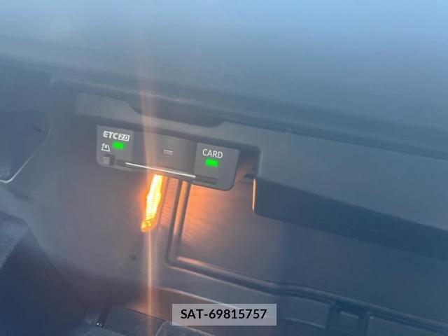 Audi A3 2022-03 8561185-24
