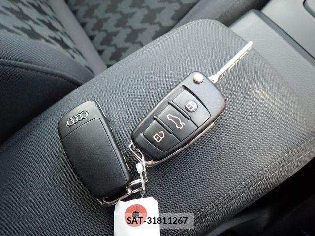 Audi A3 2013-09 8561180-28