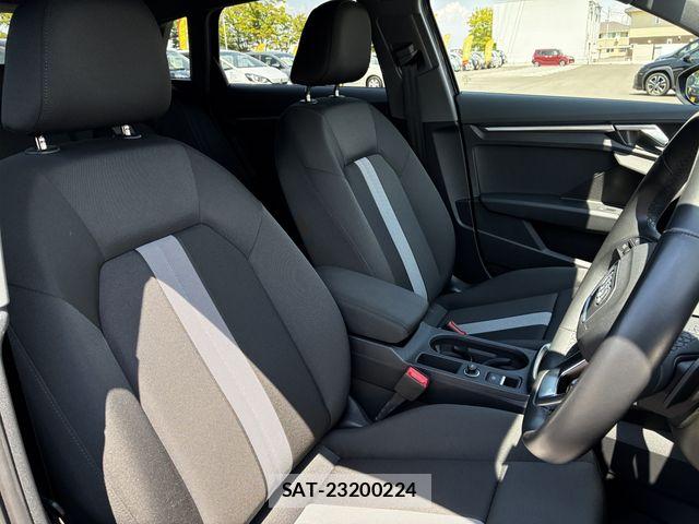 Audi A3 2024-02 8561181-12