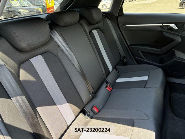 Audi A3 2024-02 8561181-14
