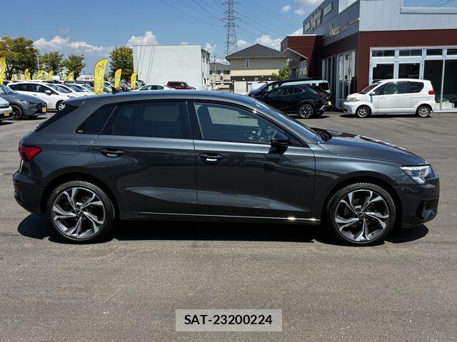 Audi A3 2024-02 8561181-5