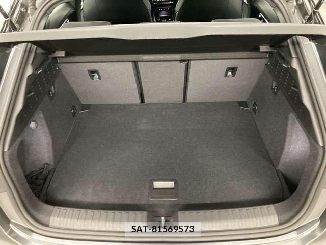 Audi A3 2023-08 8625847-22