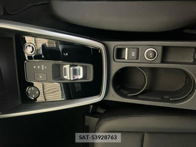Audi A3 2022-02 8658052-15