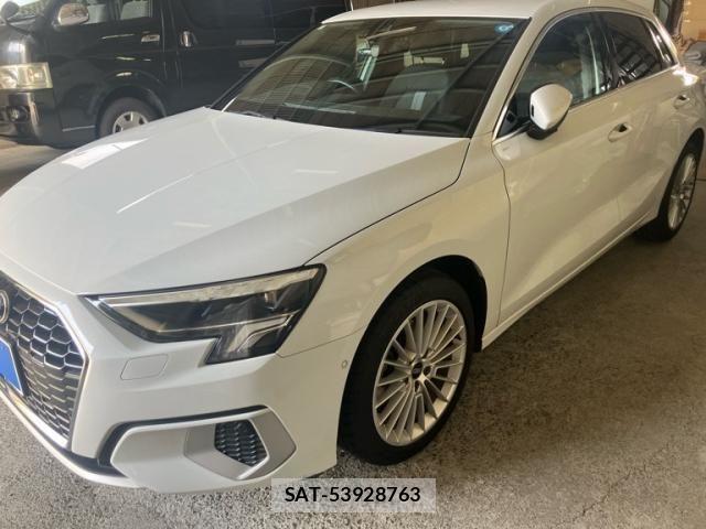 Audi A3 2022-02 8658052-1
