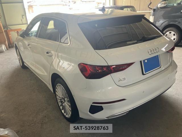 Audi A3 2022-02 8658052-2