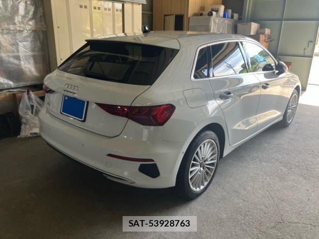 Audi A3 2022-02 8658052-3
