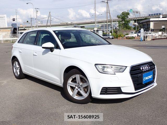 Audi A3 2017-08 8665818-0