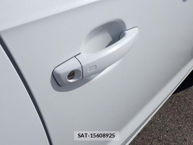 Audi A3 2017-08 8665818-11