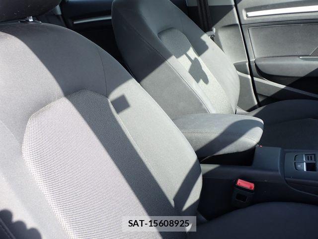 Audi A3 2017-08 8665818-22
