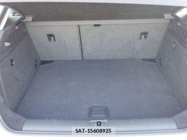 Audi A3 2017-08 8665818-25