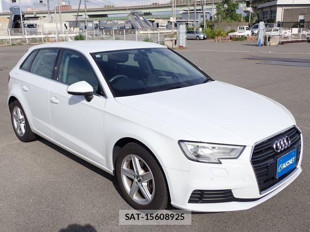 Audi A3 2017-08 8665818-3