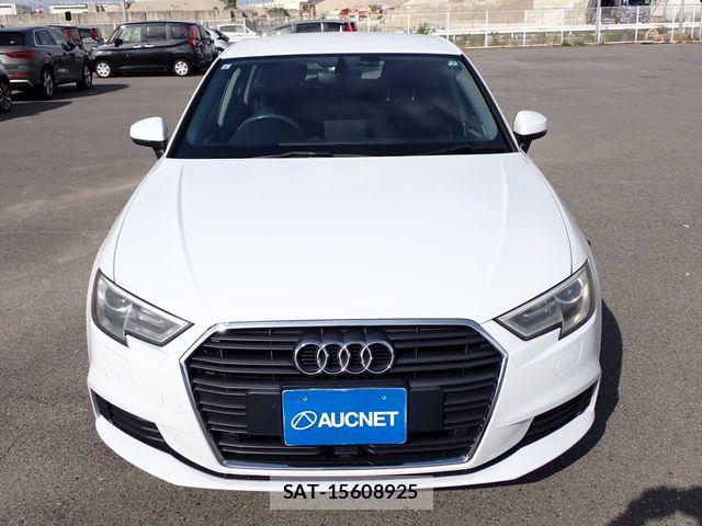 Audi A3 2017-08 8665818-4