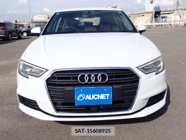 Audi A3 2017-08 8665818-5