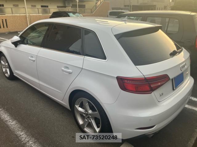Audi A3 2018-02 8665823-9