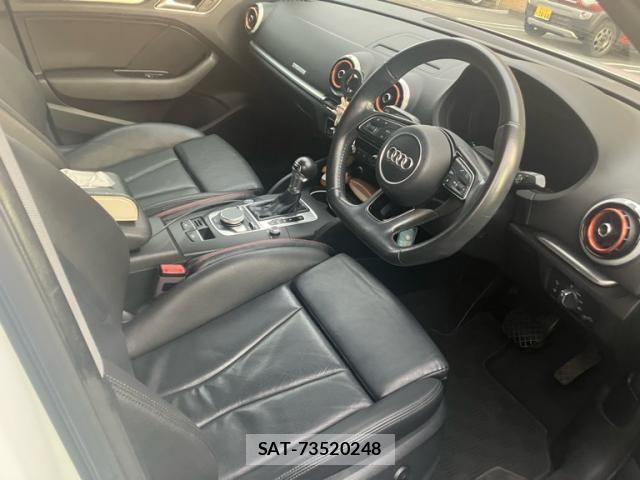Audi A3 2018-02 8665823-10