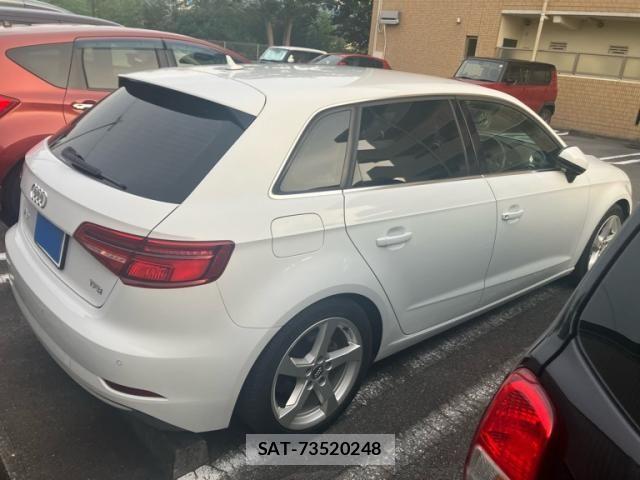 Audi A3 2018-02 8665823-8